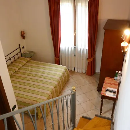 Hotel Ristorante Italia 3*