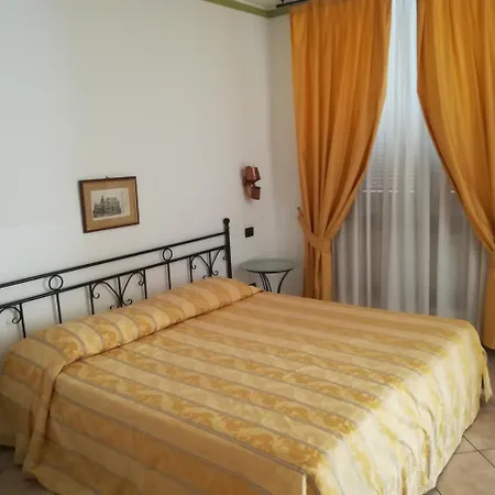 Hotel Ristorante Italia 3*